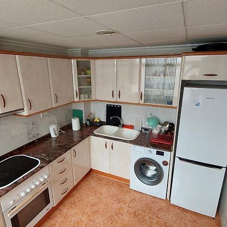 Central Accommodation Alicante Esterno foto