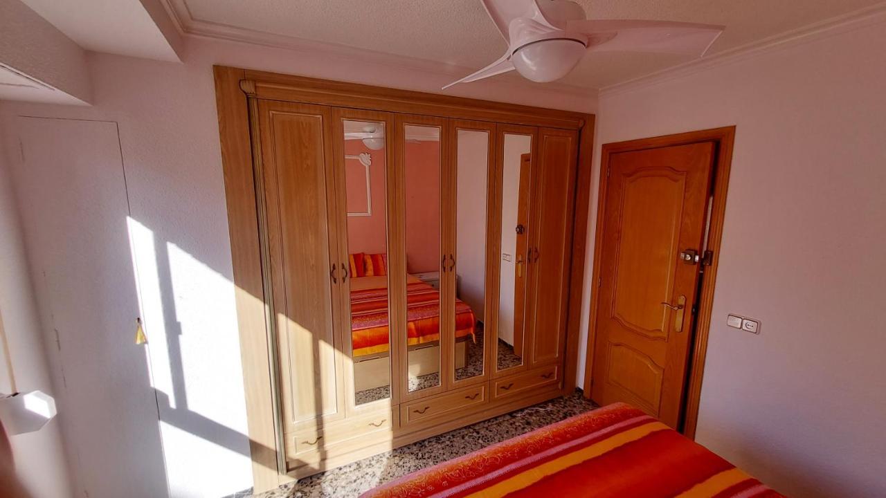 Central Accommodation Alicante Esterno foto